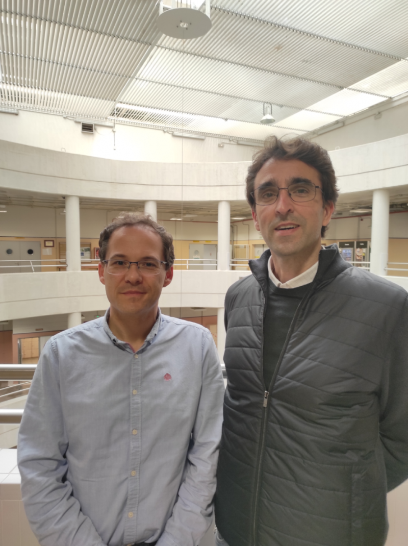 Los investigadores Antonio Peña (izq.) y Juan de Oña (dcha). Los investigadores Antonio Peña (izq.) y Juan de Oña (dcha).